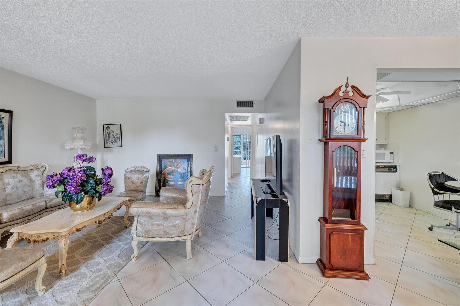 1902 Bermuda Circle # L2, Coconut Creek FL 33066 photo 3