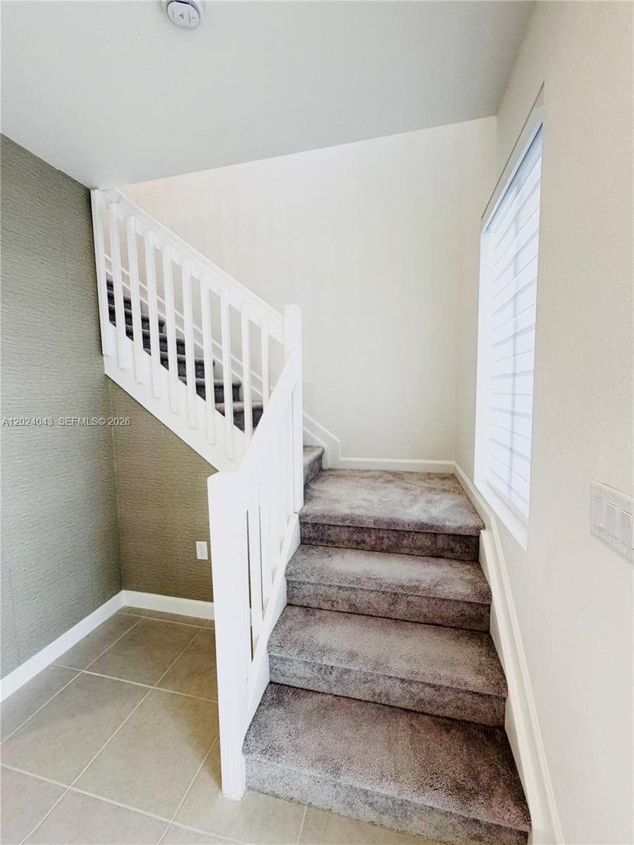 663 SE 13th St Cir, Homestead FL 33034 photo 3