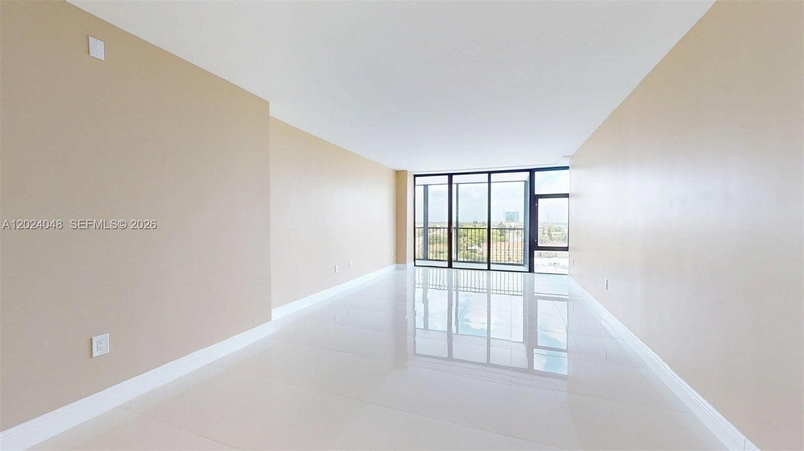 20100 W Country Club Dr # 801, Aventura FL 33180 photo 3