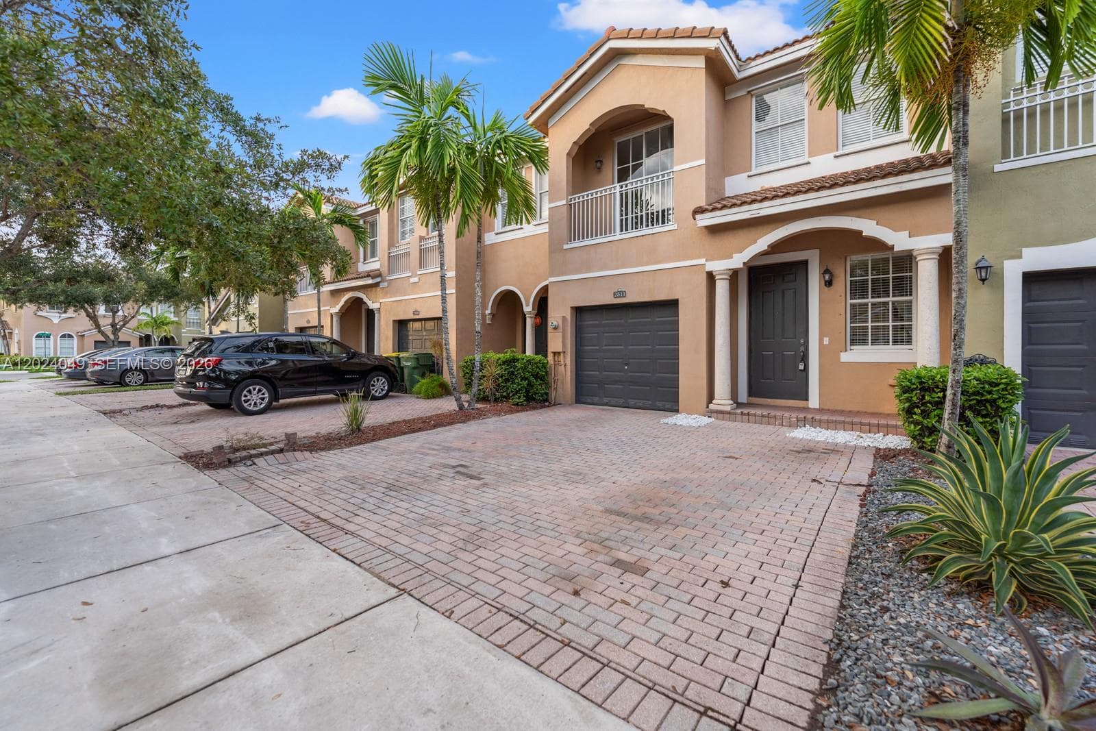 2511 SE 15th Ct, Homestead FL 33035 photo 2