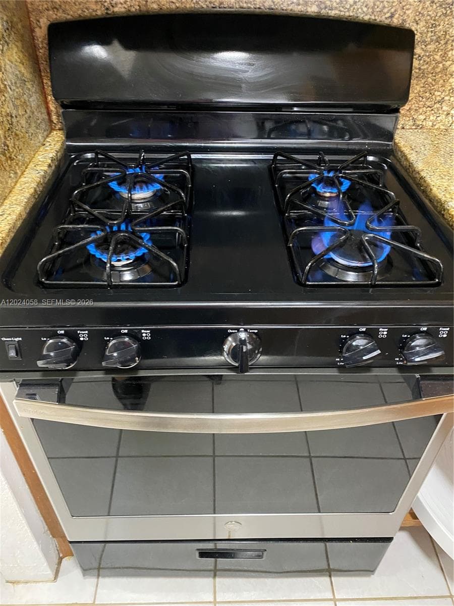1300 W 47th Pl # 118, Hialeah FL 33012 photo 5