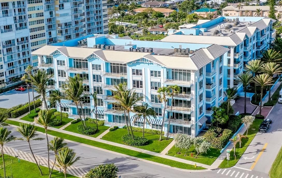 701 SE 21st Avenue # 304, Deerfield Beach FL 33441 photo 2