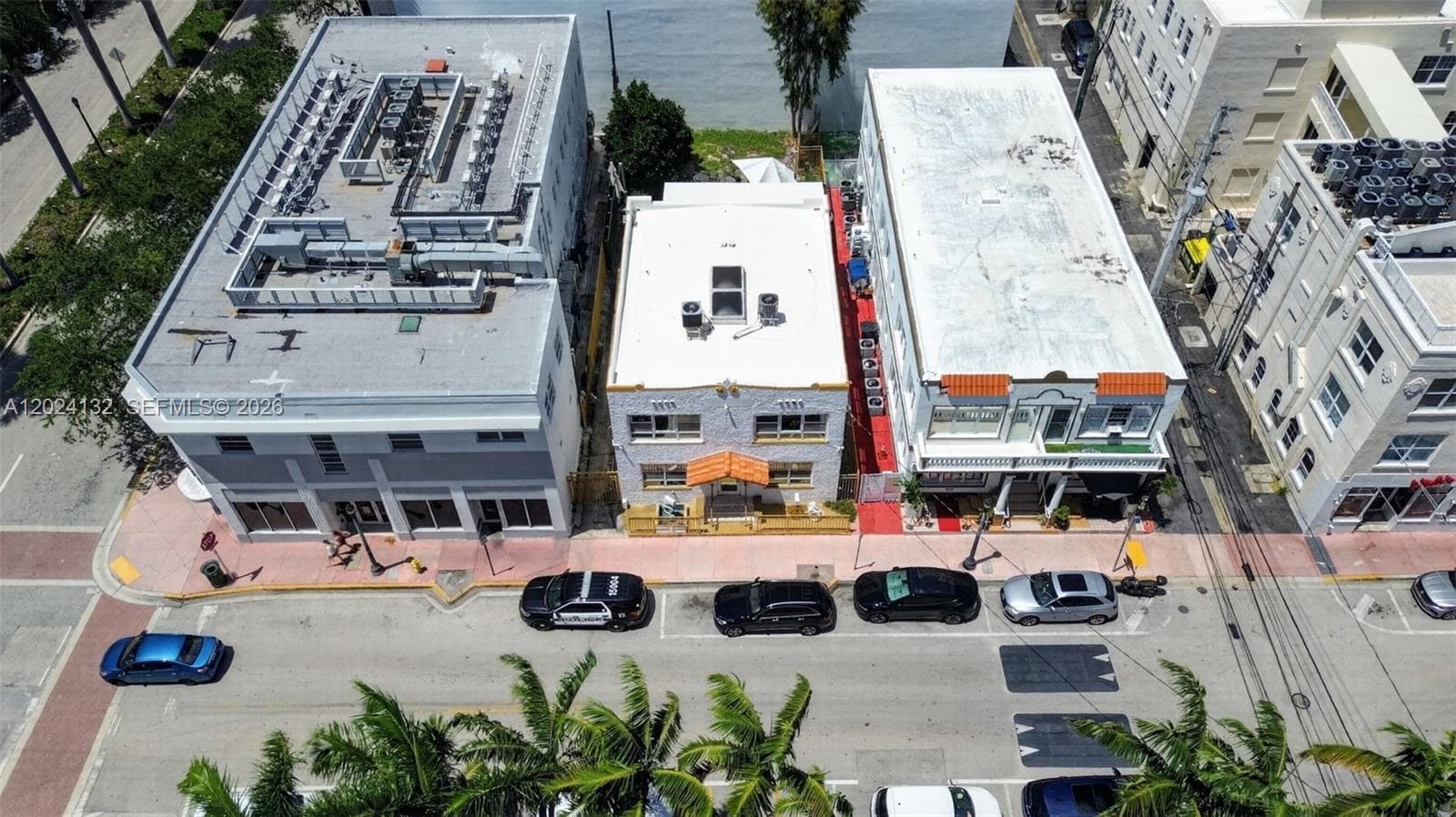 233 1st St, Miami Beach FL 33139 photo 2