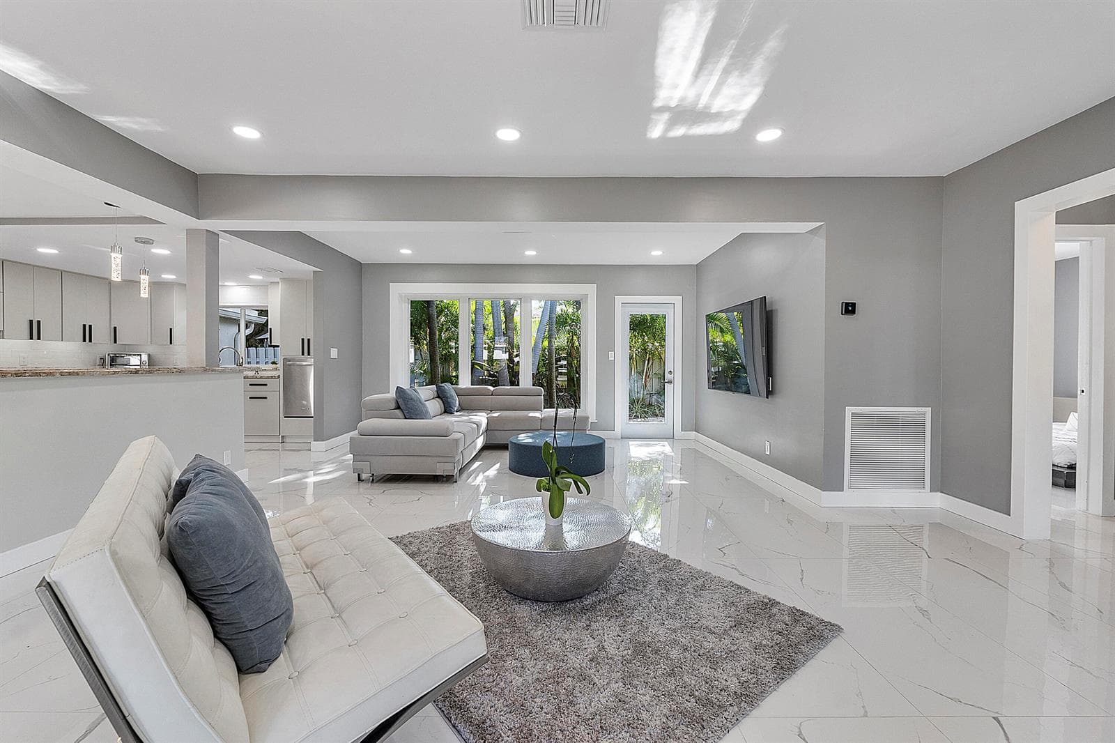 1900 NE 16th Terrace, Fort Lauderdale FL 33305 photo 4