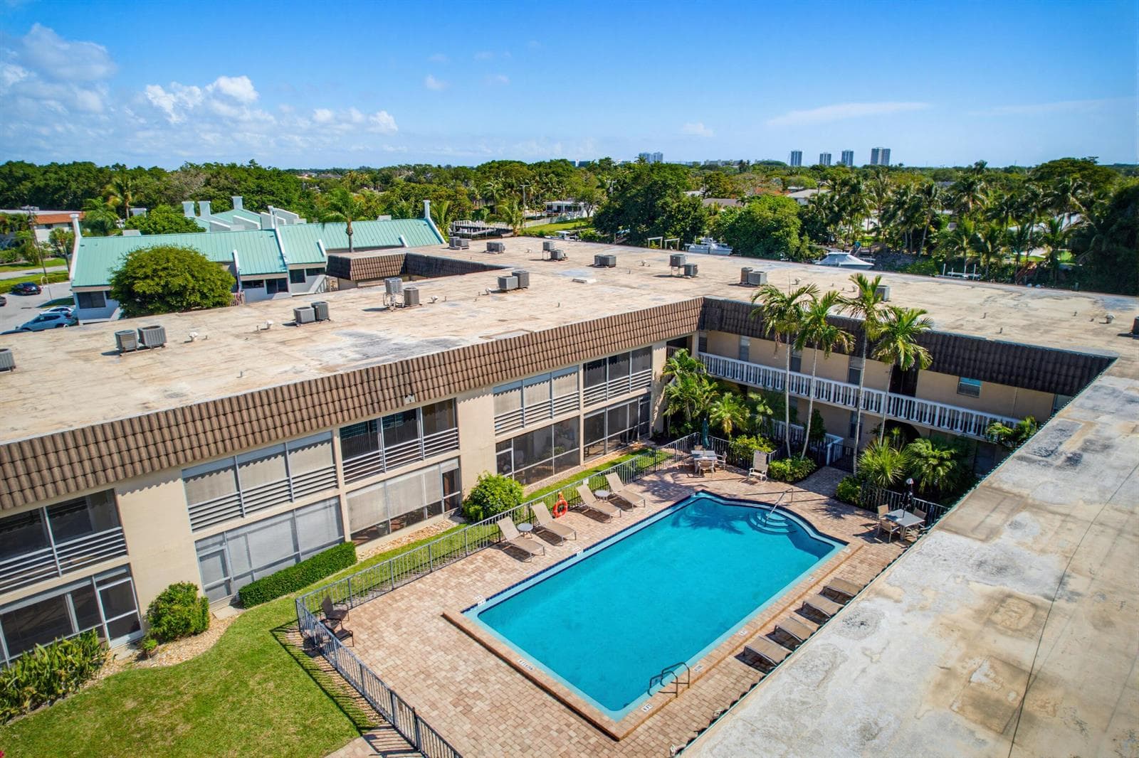 342 Southwind Drive # 118, North Palm Beach FL 33408 photo 4