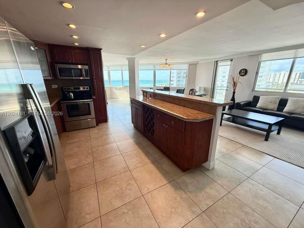 7135 Collins Ave # 815, Miami Beach FL 33141 photo 5