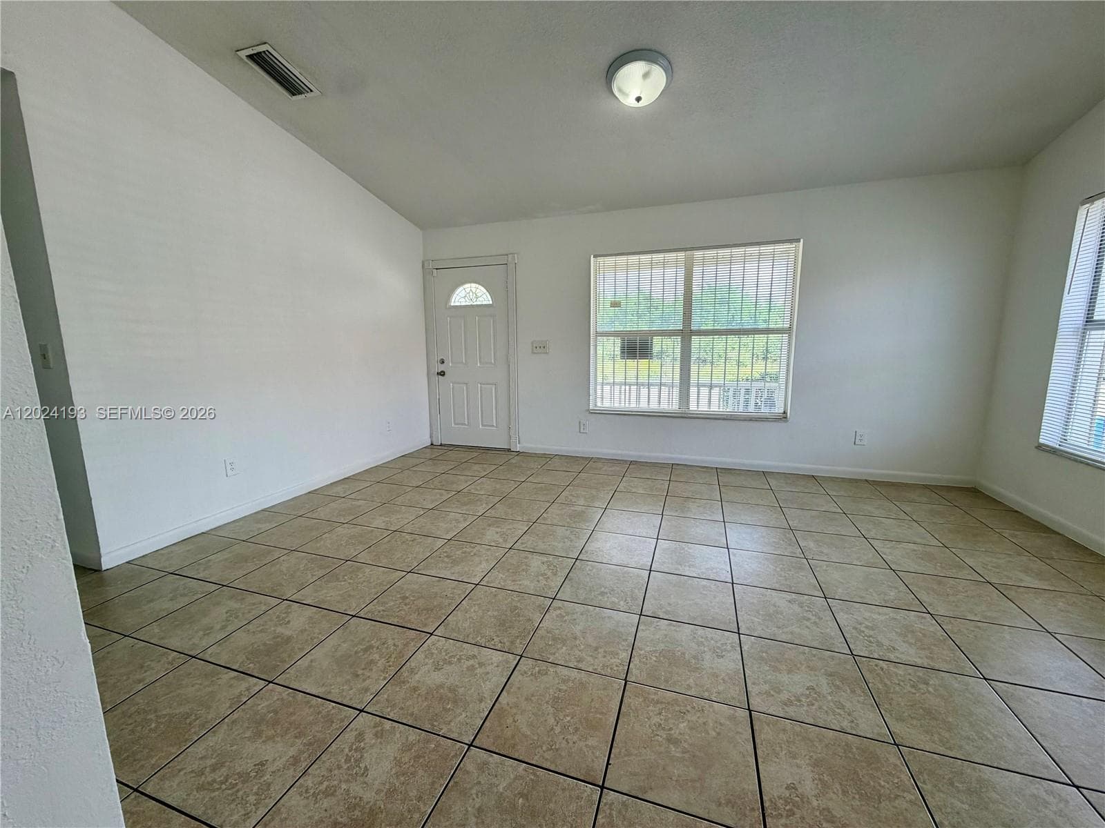 408 NW 12th St, Florida City FL 33034 photo 4