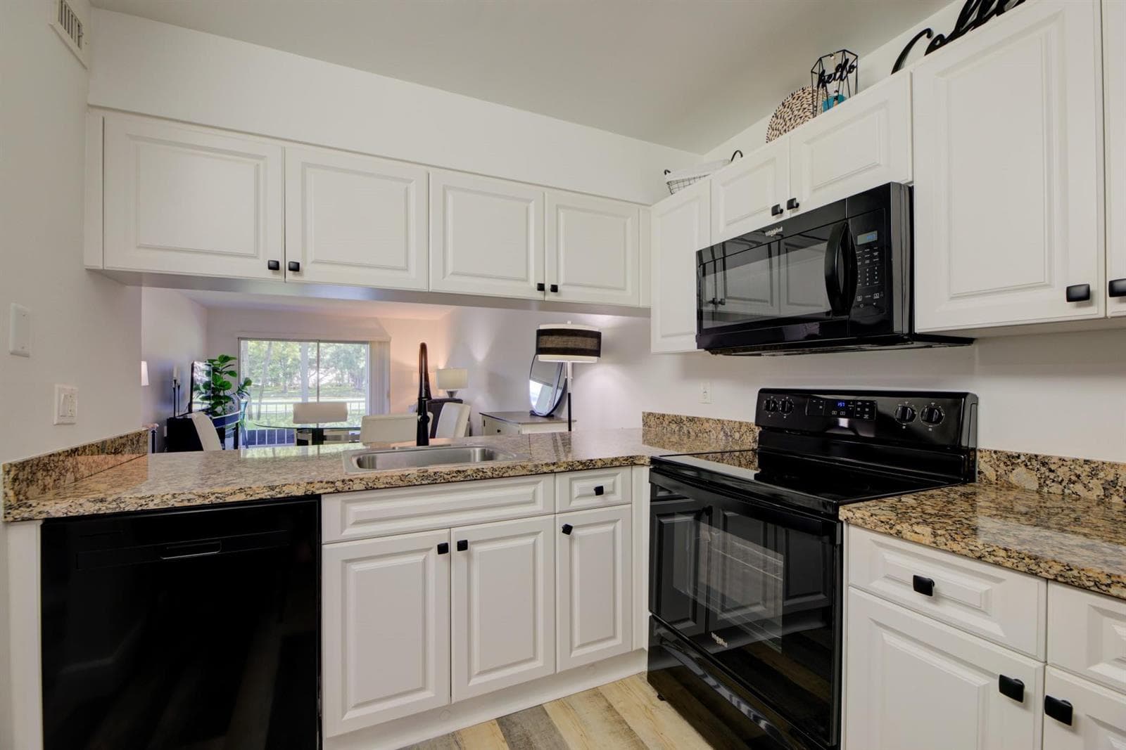 4502 Martinique Way # E1, Coconut Creek FL 33066 photo 4