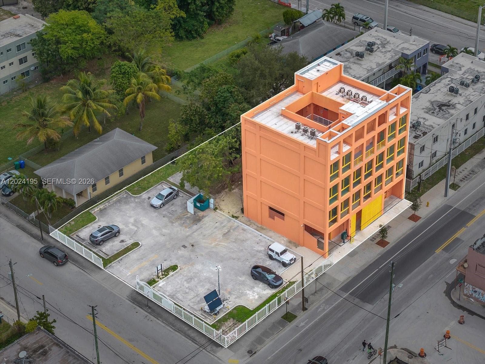 123 NW 14th St # 201, Miami FL 33136 photo 2