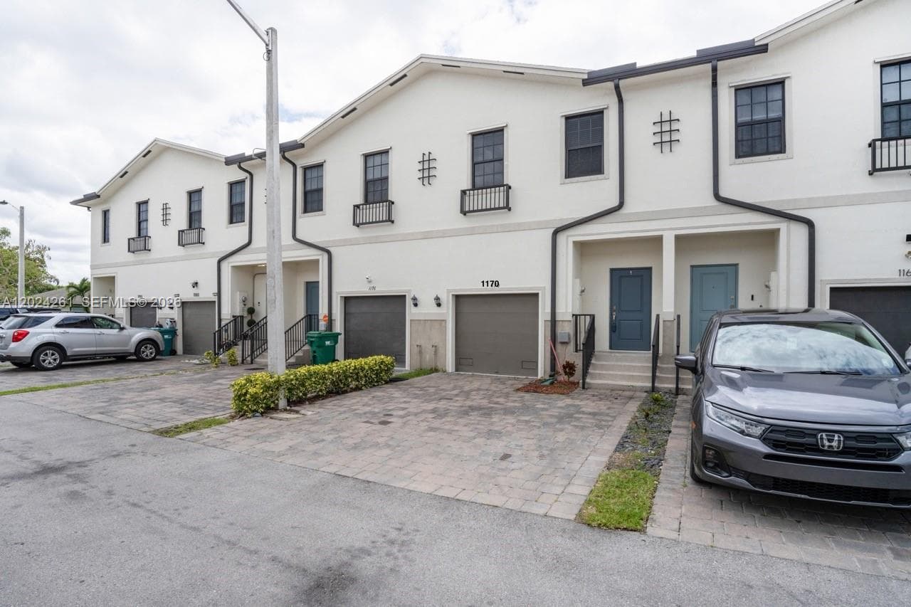 1170 SW 7th Ct # 1170, Florida City FL 33034 photo 3