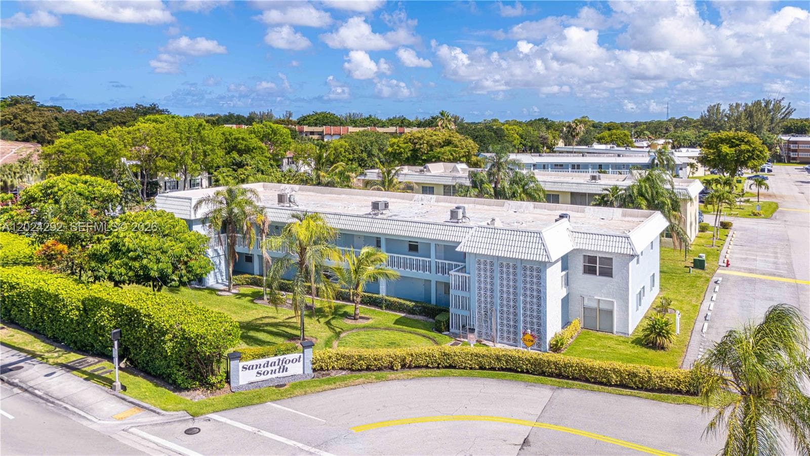 9780 N Marina Blvd # 424, Boca Raton, FL 33428 photo 2