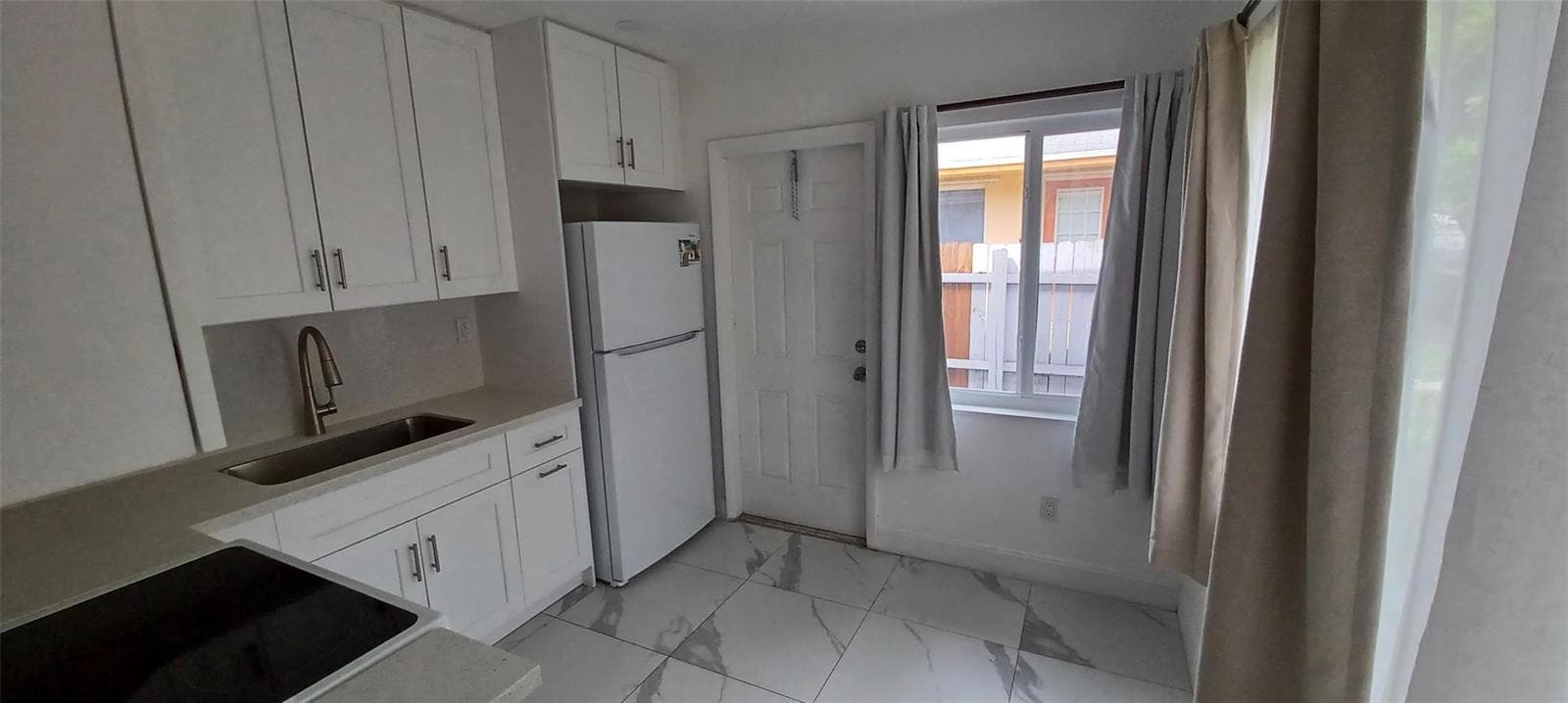 602 SE 2nd Avenue, Dania Beach FL 33004 photo 5