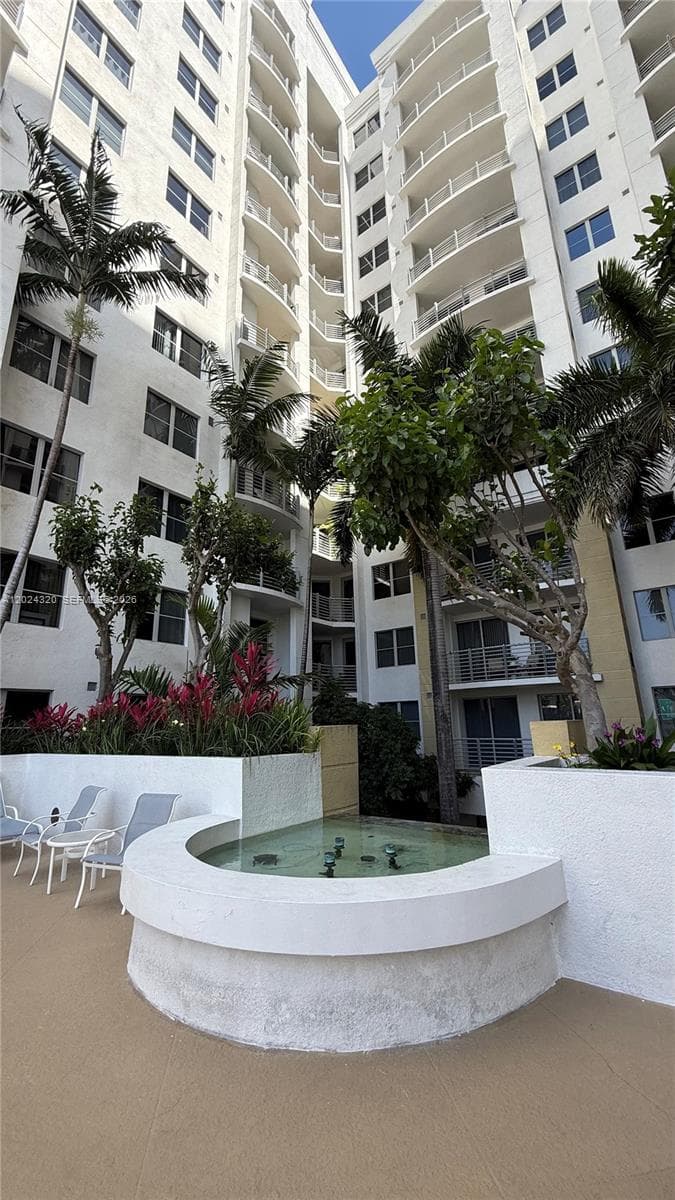 1830 Radius Dr # 603, Hollywood FL 33020 photo 2