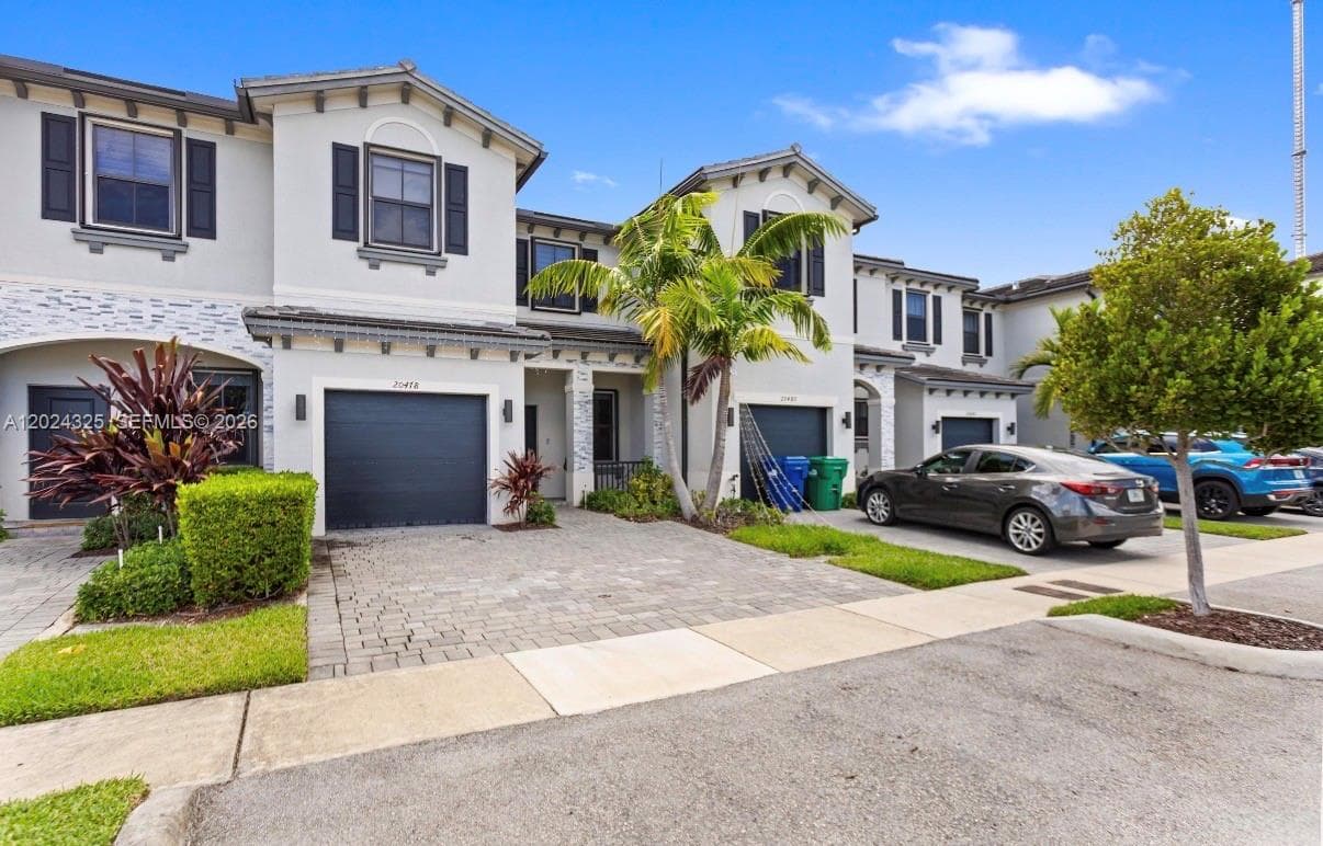 20478 NW 4th Ct # 20478, Miami Gardens FL 33169 photo 2