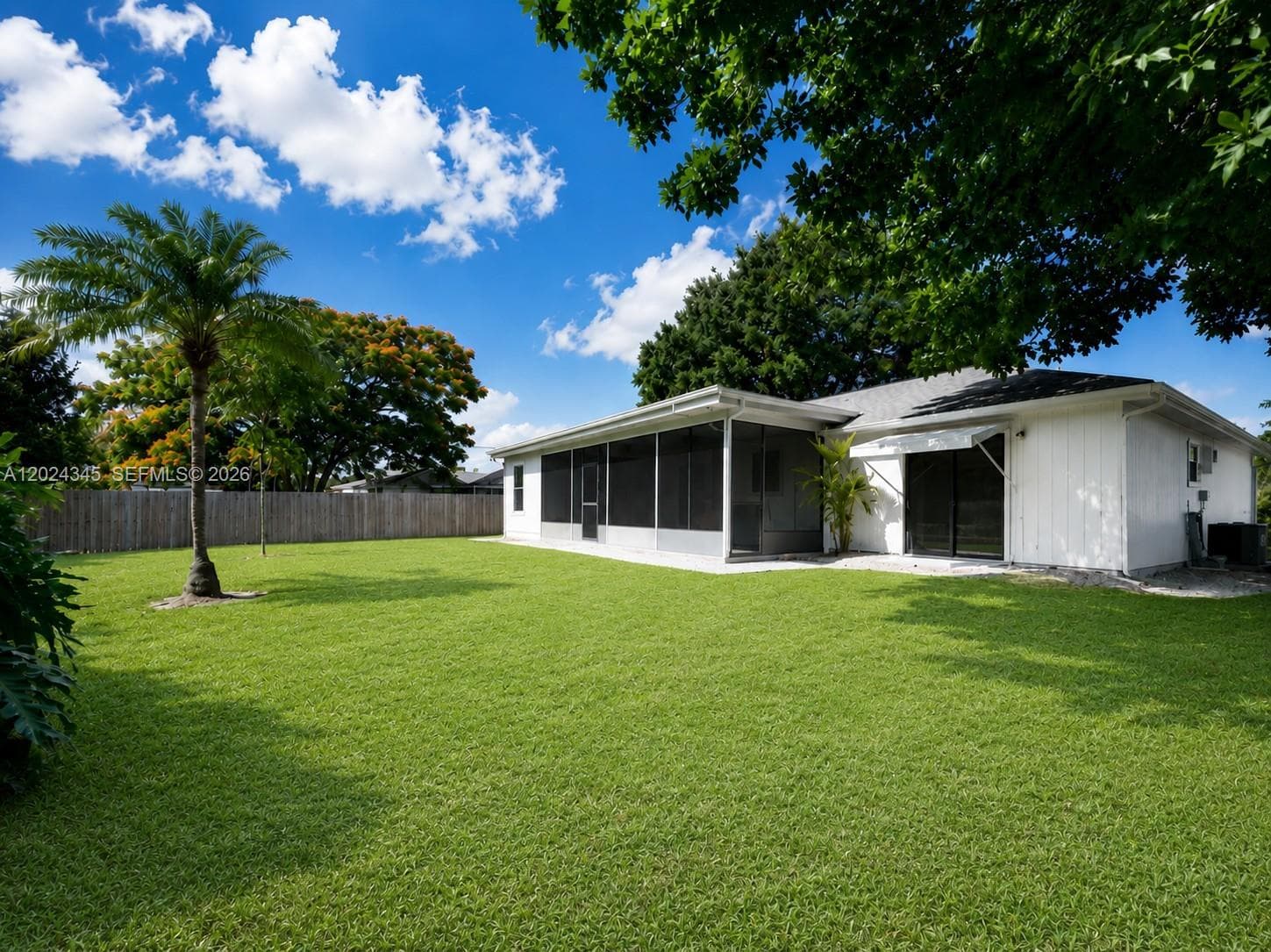 112 SE Vin Rose Cir, Palm Bay FL 32909 photo 2