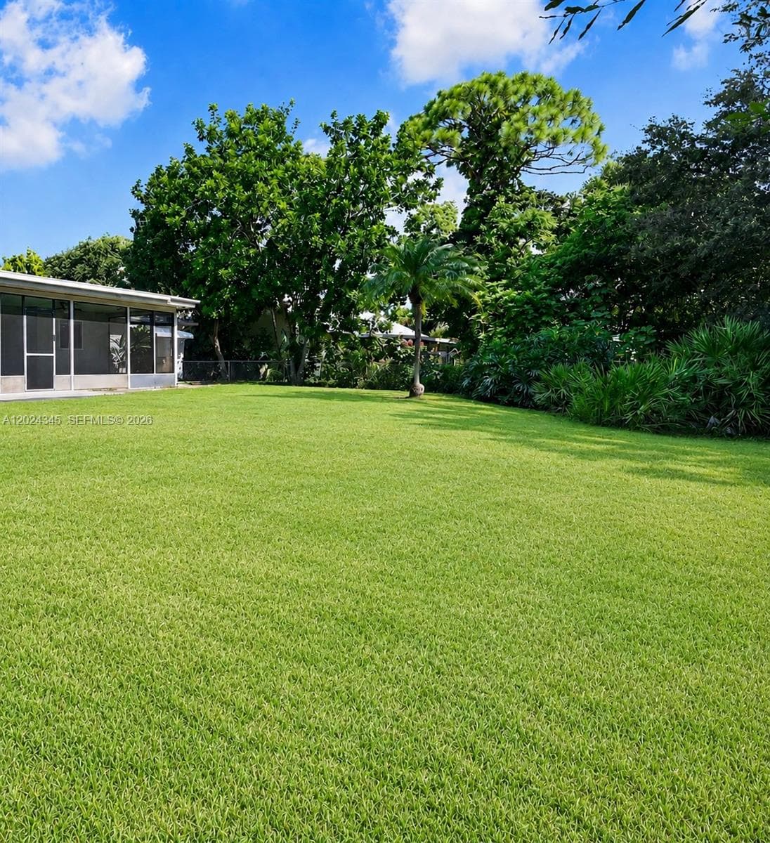 112 SE Vin Rose Cir, Palm Bay FL 32909 photo 3