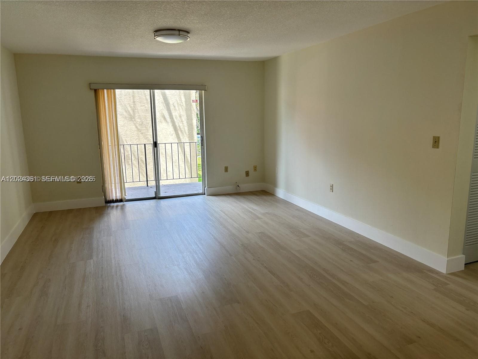 10744 N Kendall # M-18, Miami FL 33176 photo 4