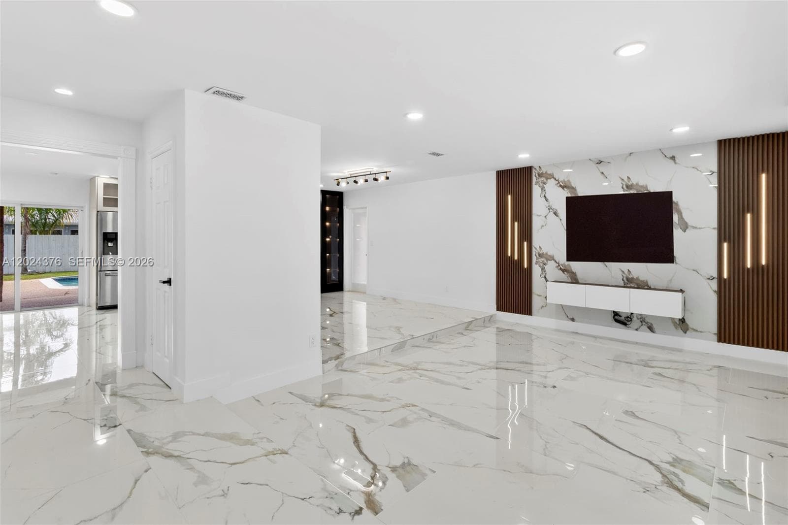 7220 NW 10th Pl, Plantation FL 33313 photo 5