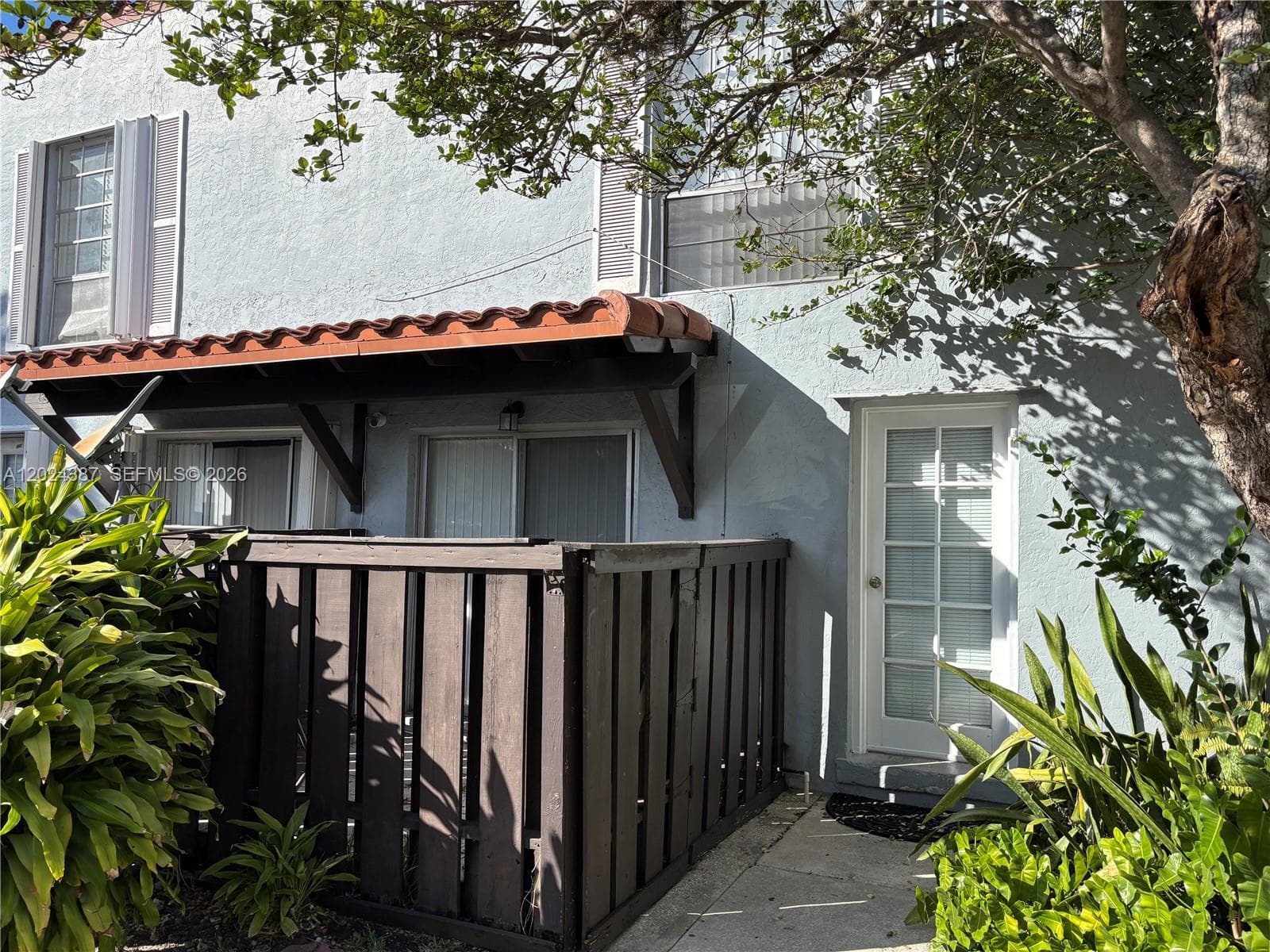 10806 N Kendall Dr # 26, Miami FL 33176 photo 2