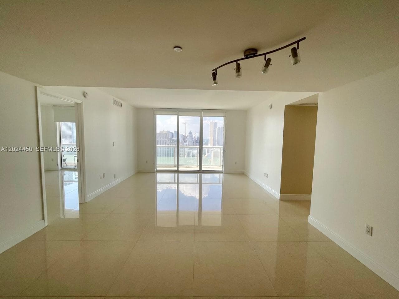 50 Biscayne Blvd # 2401, Miami FL 33132 photo 2