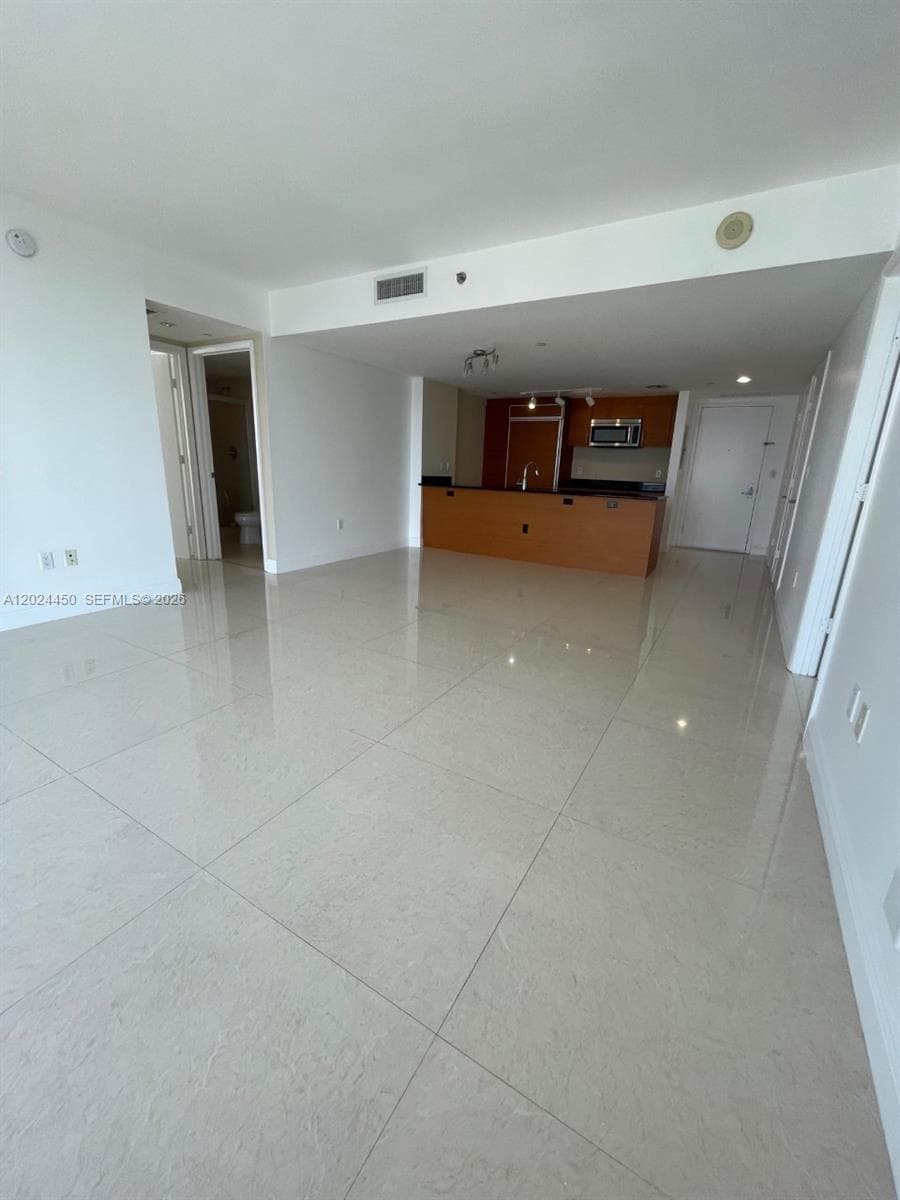 50 Biscayne Blvd # 2401, Miami FL 33132 photo 5