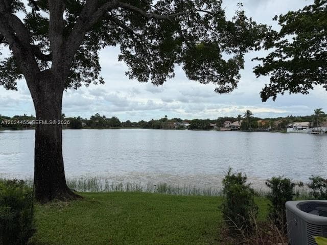 2856 Cambridge Ln, Cooper City FL 33026 photo 2