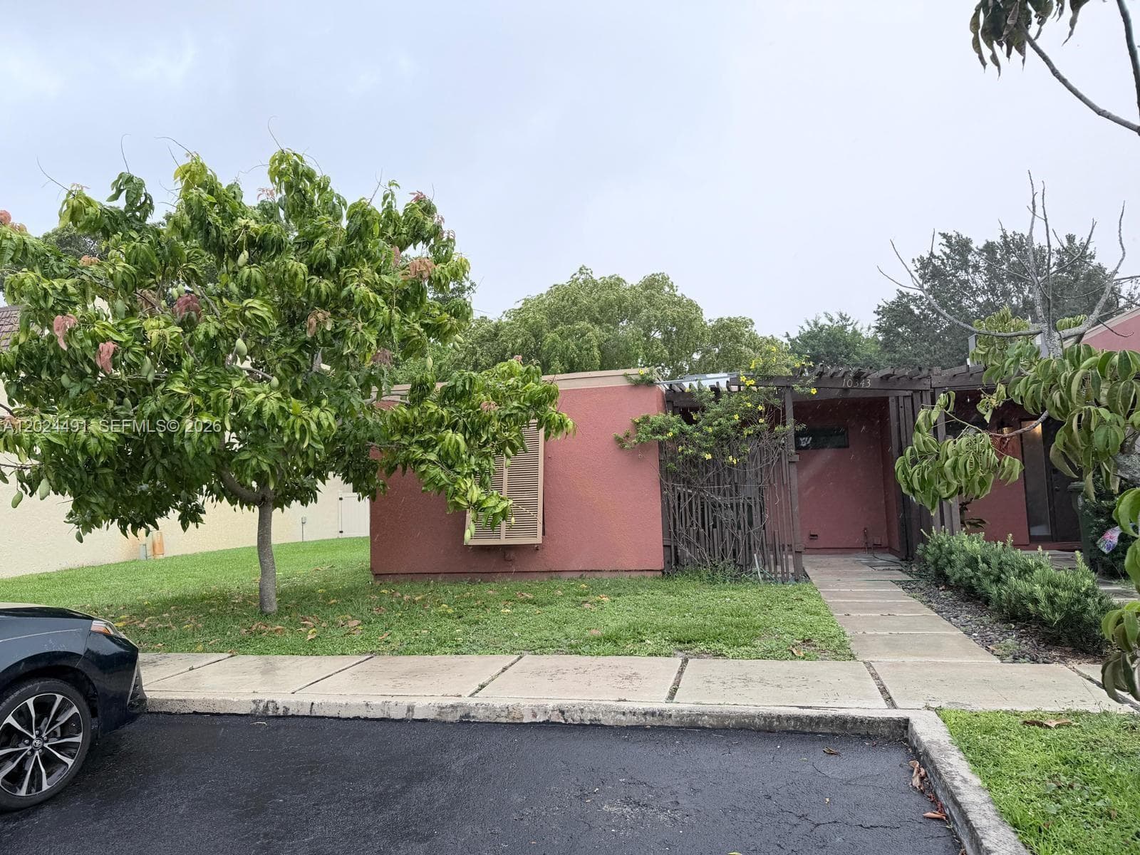 10343 Greenhouse Rd, Pembroke Pines FL 33026 photo 5