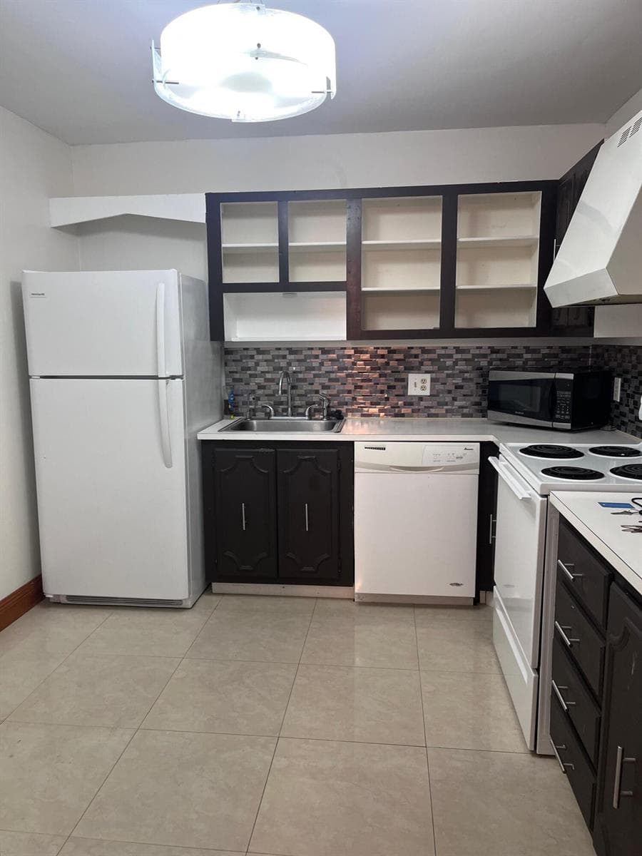 2851 NE 183rd Street, Aventura FL 33160 photo 4