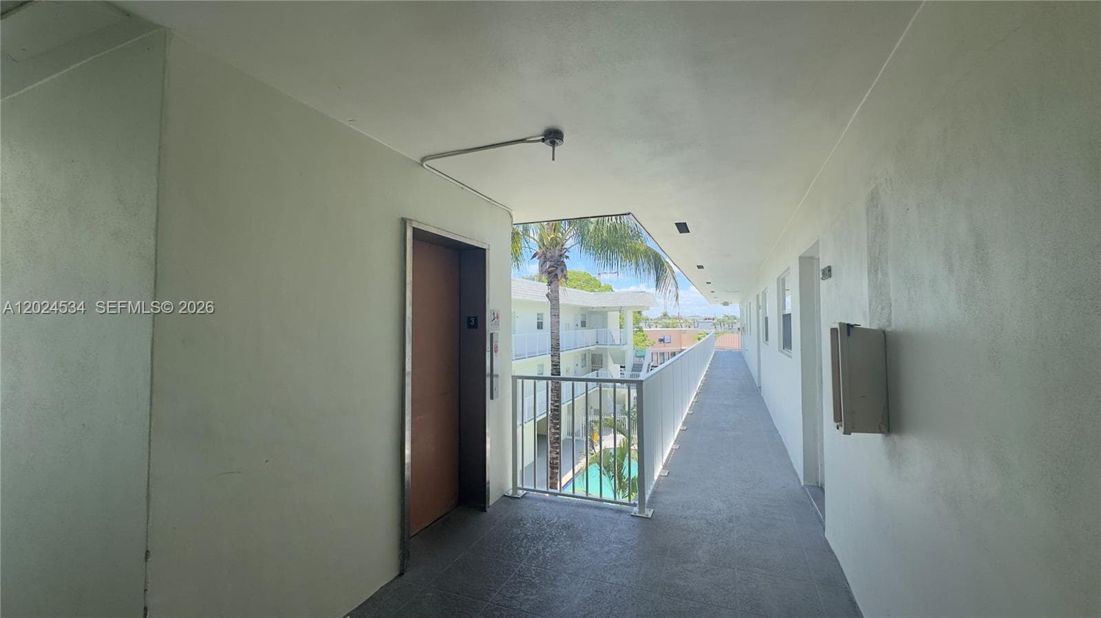 12890 NE 8th Ave # 302, North Miami FL 33161 photo 2
