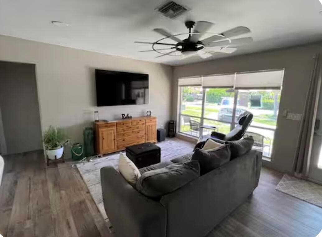 511 SE 5th Street SE, Pompano Beach FL 33060 photo 4