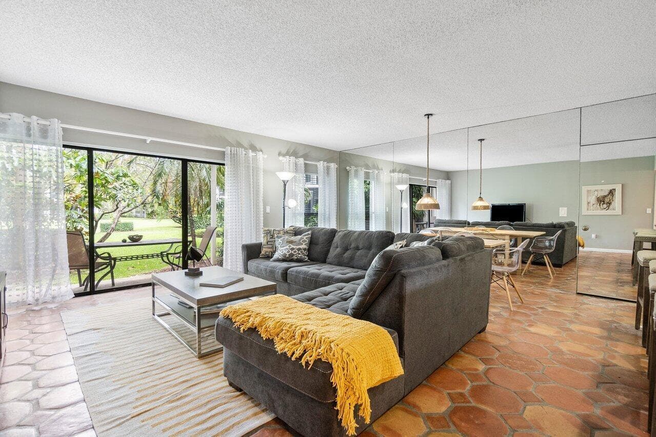 11863 Wimbledon Circle # 406, Wellington FL 33414 photo 3