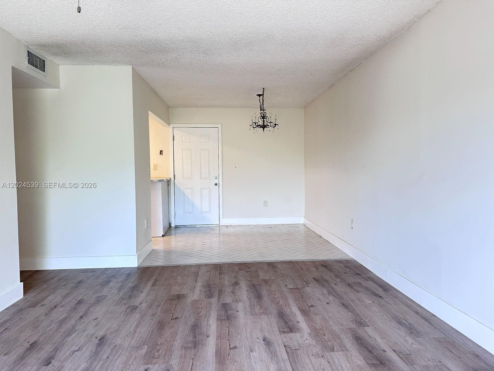 365 NE 125th St # 306, North Miami FL 33161 photo 3