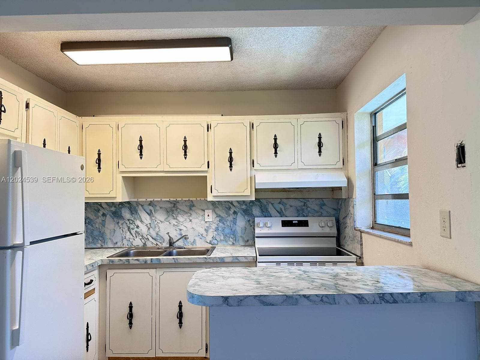 365 NE 125th St # 306, North Miami FL 33161 photo 4