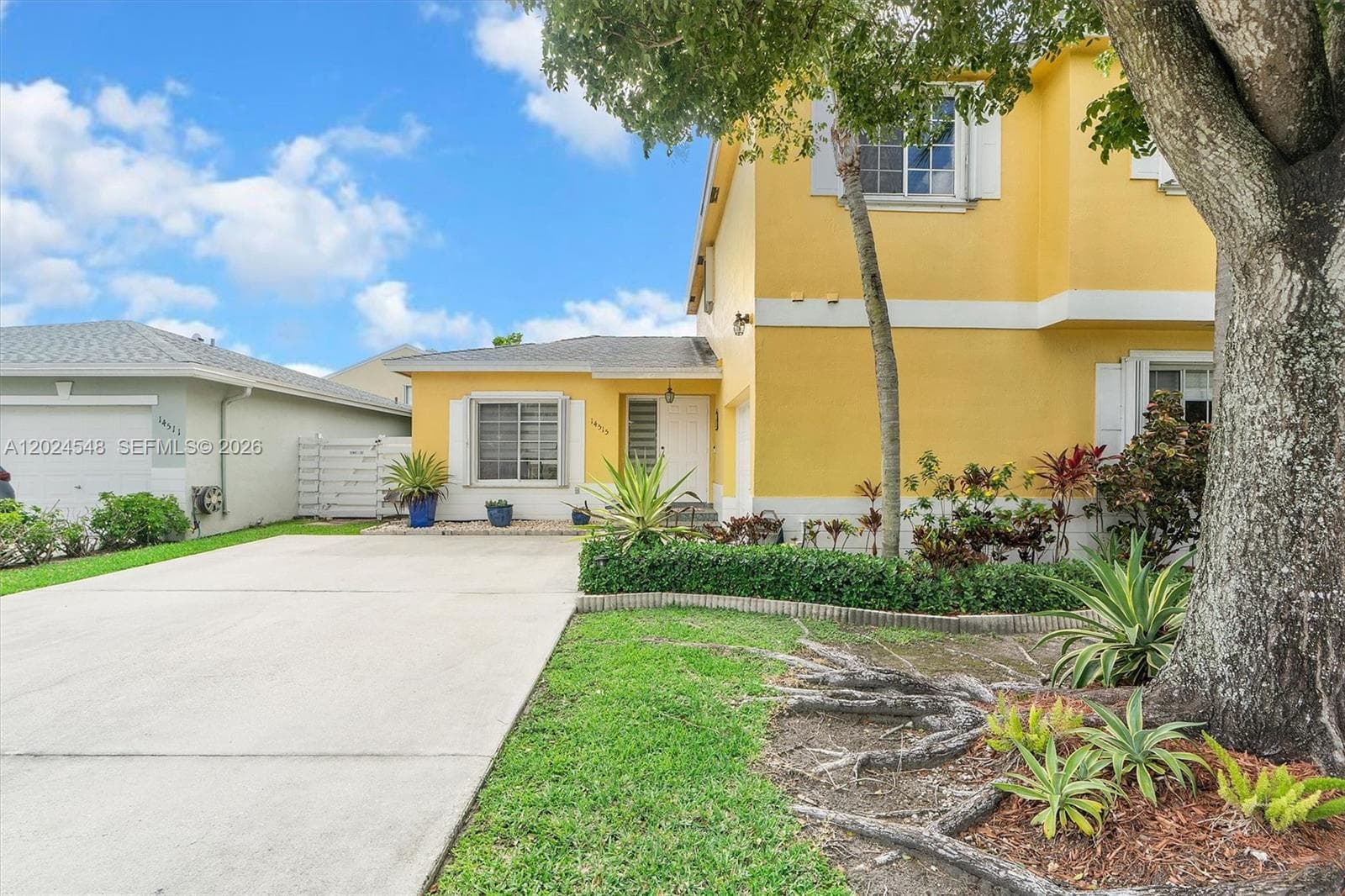 14515 SW 139th Ave Cir E, Miami FL 33186 photo 2