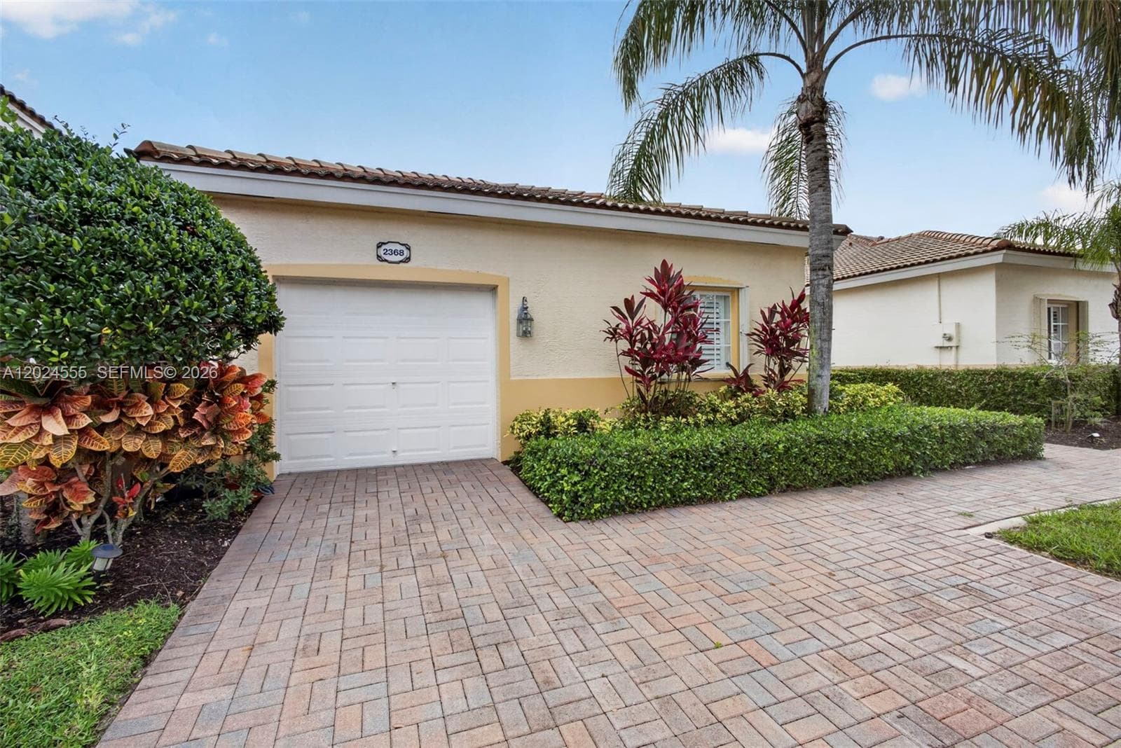 2368 Windjammer Way, West Palm Beach FL 33411 photo 4
