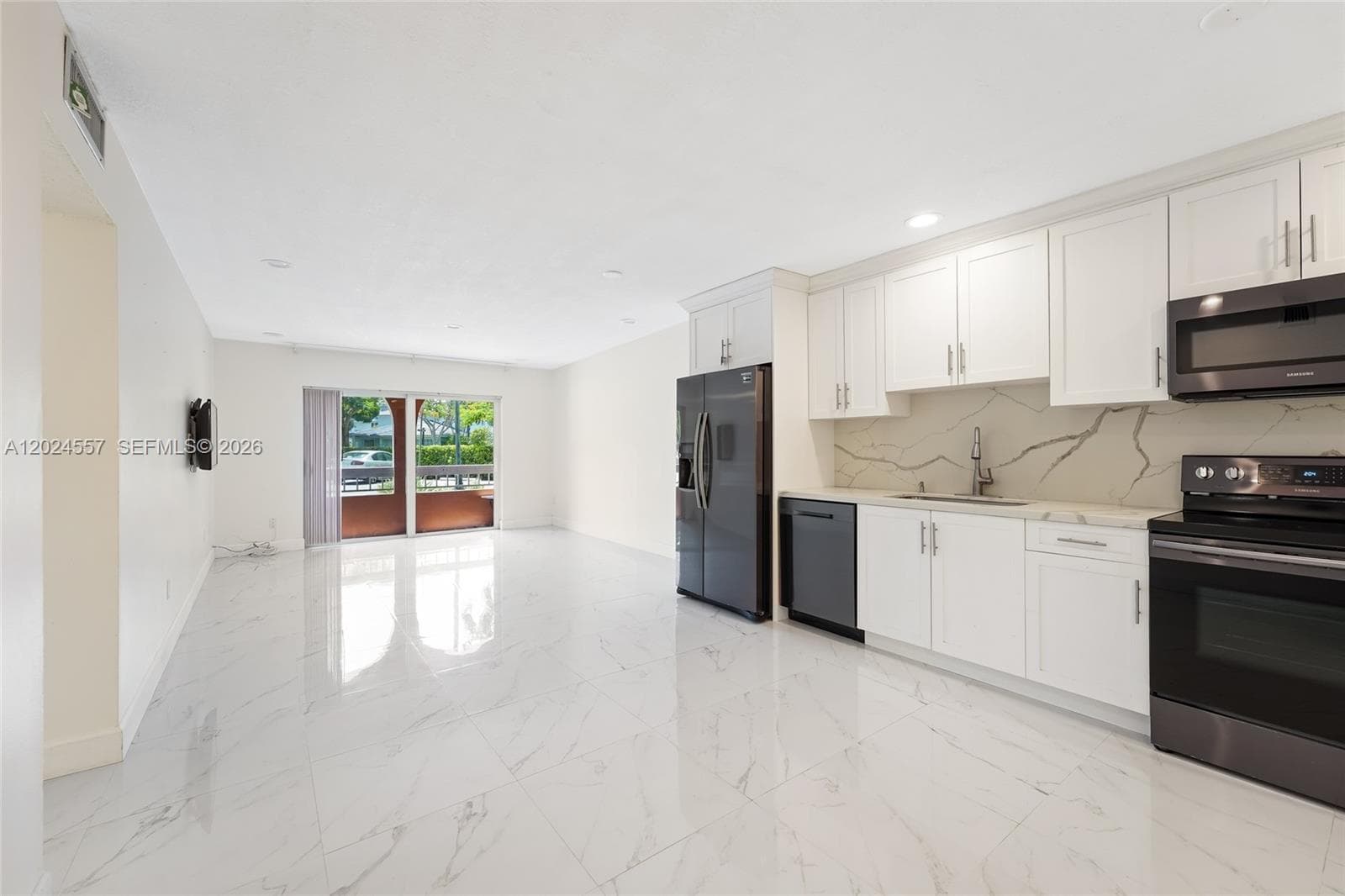 7920 Camino Real # 109, Miami FL 33143 photo 4