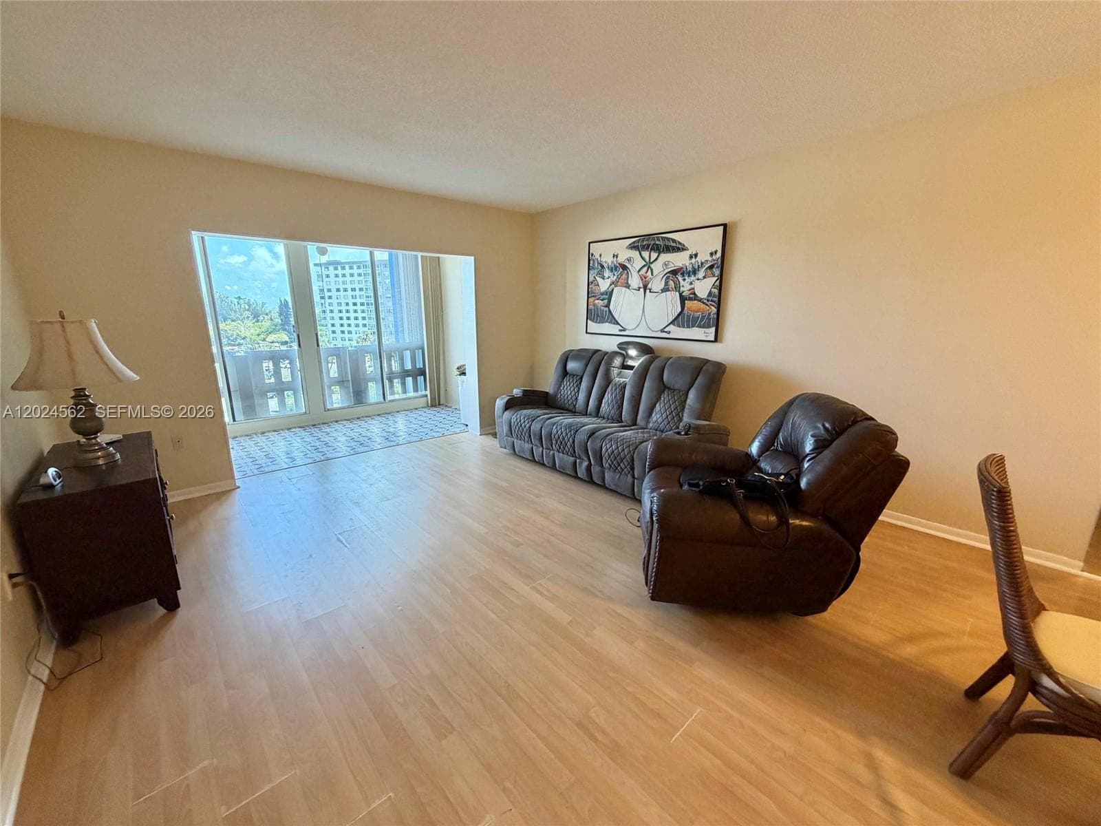 4001 Hillcrest Dr # 609, Hollywood FL 33021 photo 3