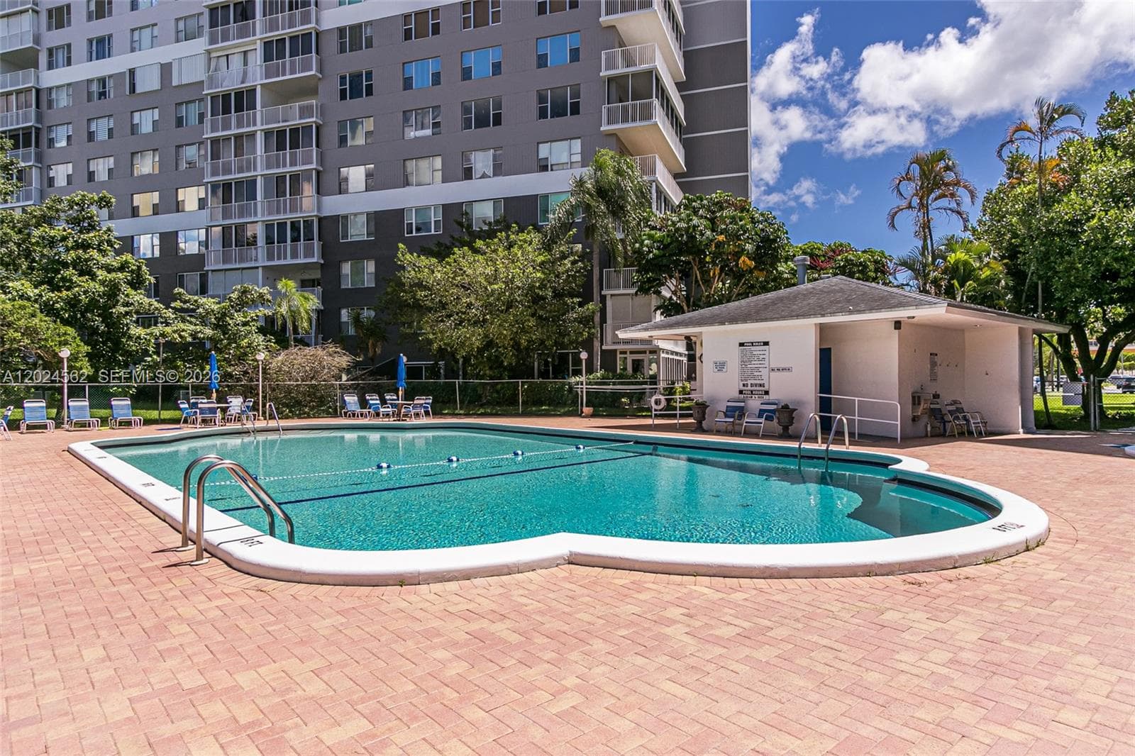 4001 Hillcrest Dr # 609, Hollywood FL 33021 photo 5