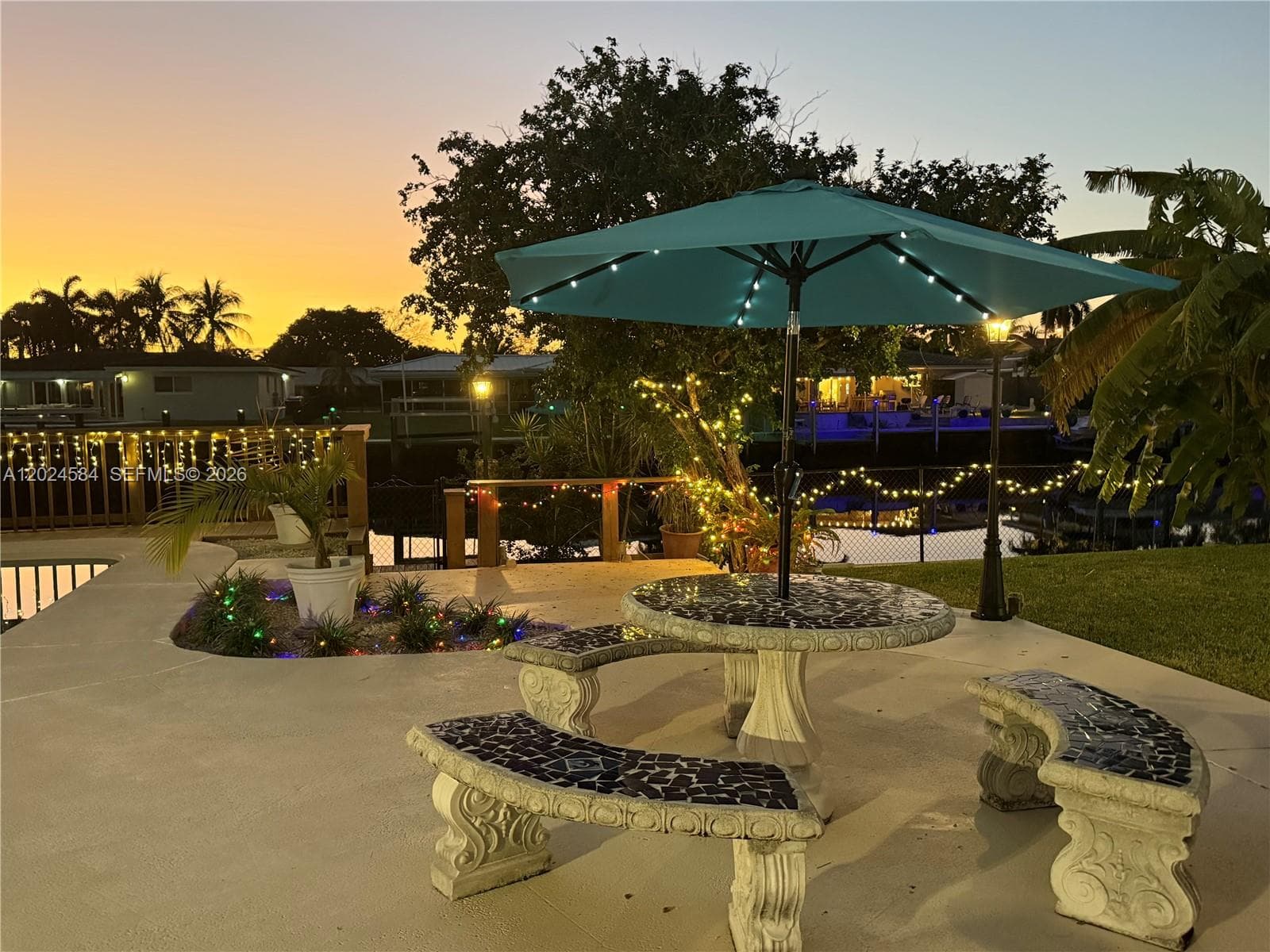 411 SE 6th Ave, Pompano Beach FL 33060 photo 2