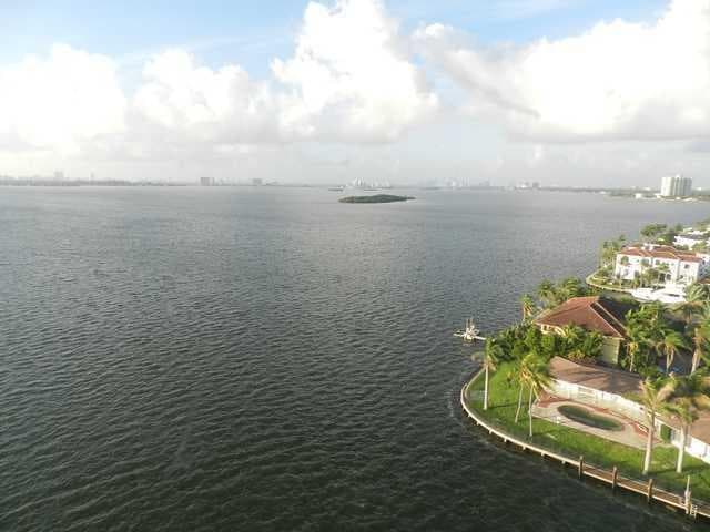 11930 N Bayshore Drive N # 706, North Miami FL 33181 photo 5