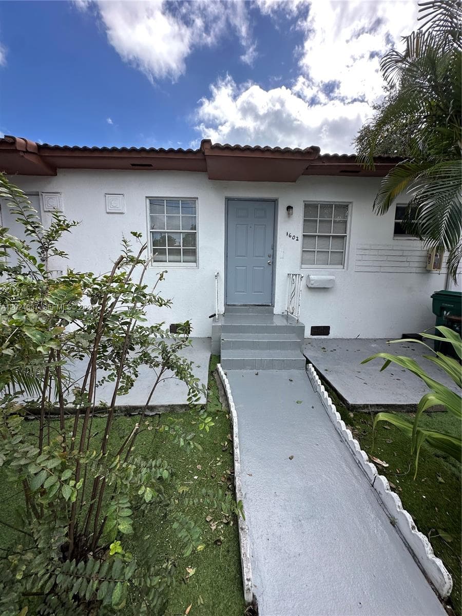 600 SW 16th Ave, Miami FL 33135 photo 4