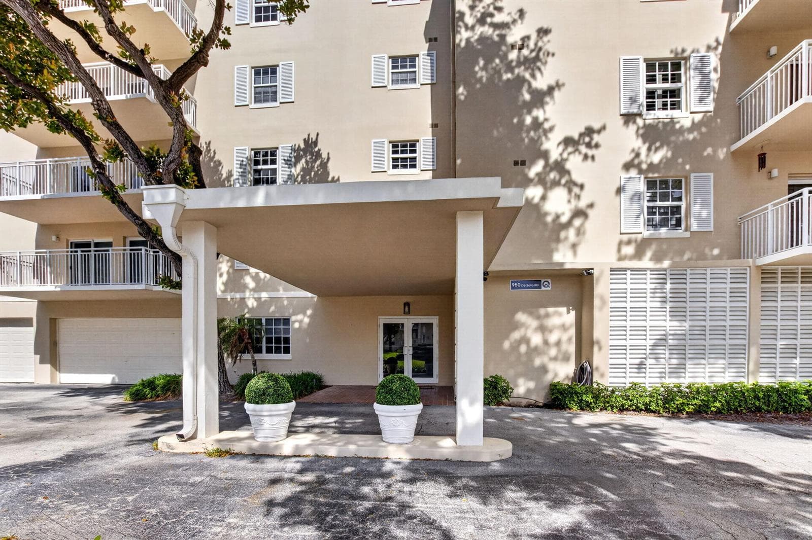 950 De Soto Road # 5a, Boca Raton, FL 33432 photo 2