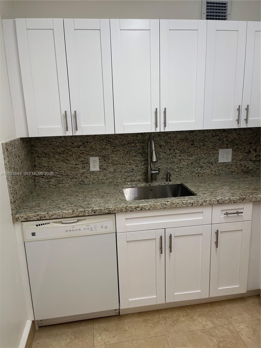 13500 SW 1st St # 112U, Pembroke Pines FL 33027 photo 3