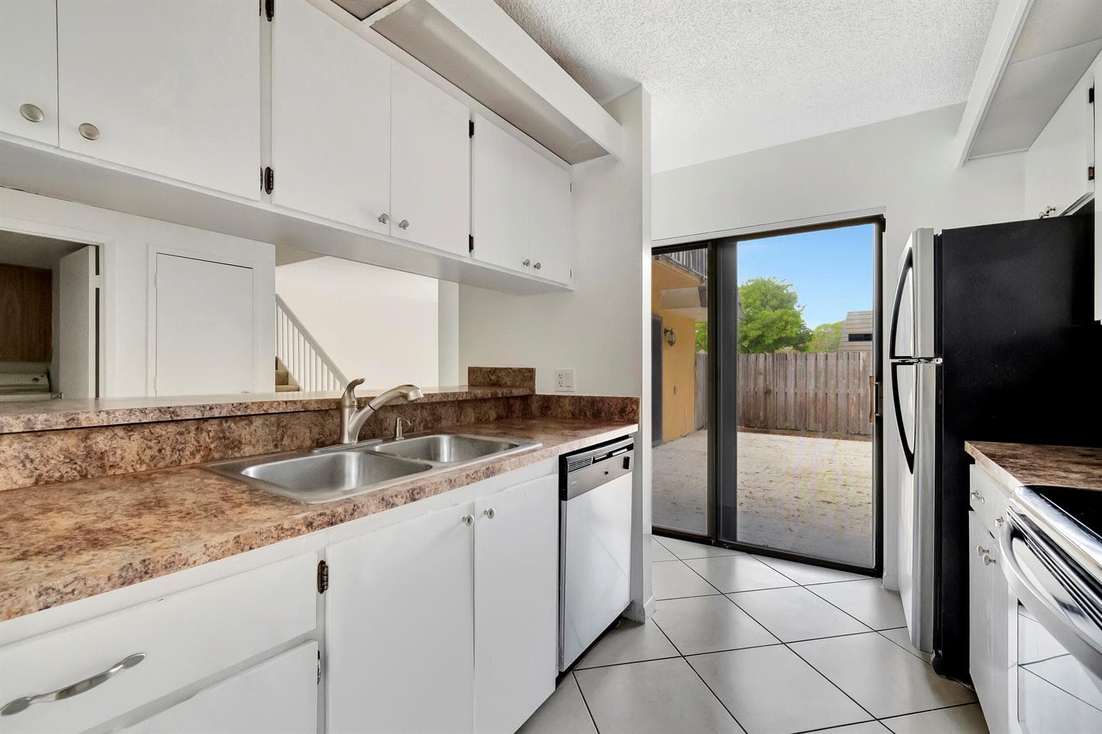 311 3rd Way, West Palm Beach FL 33407 photo 2