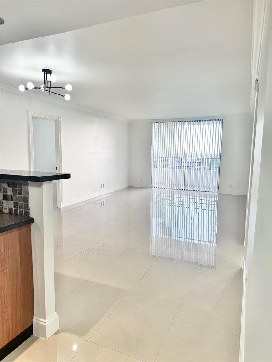 600 Three Islands Boulevard # 1108, Hallandale Beach FL 33009 photo 3