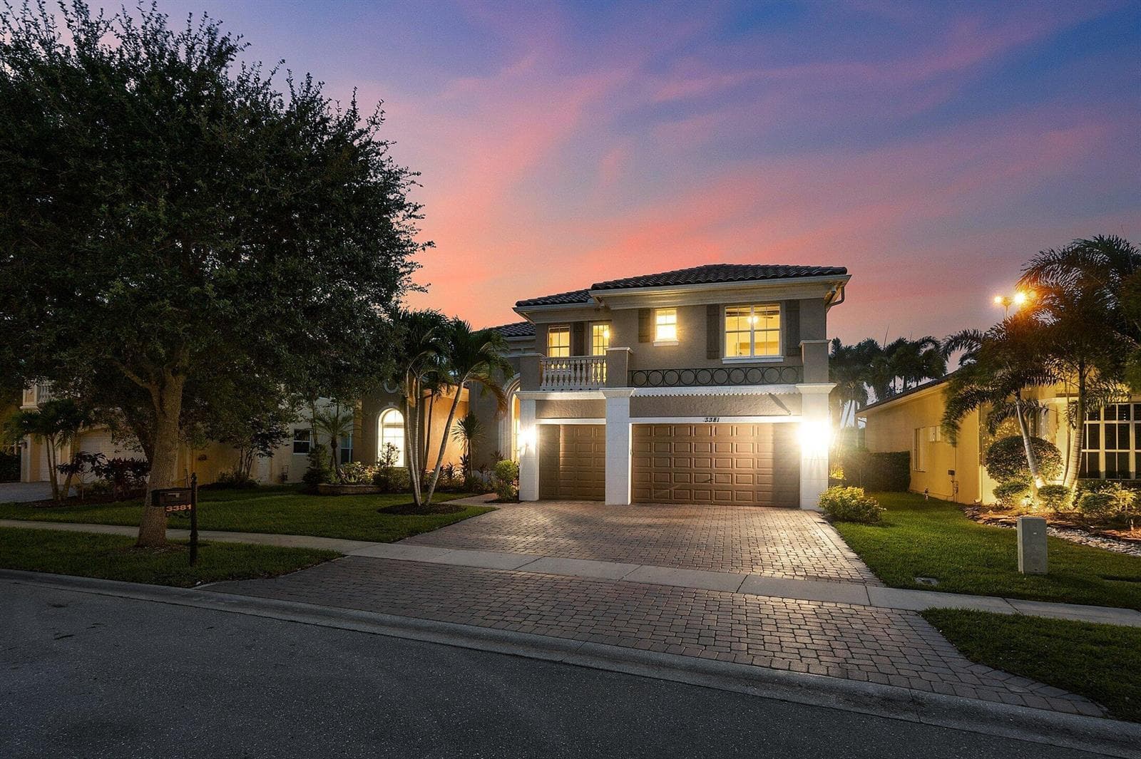 3381 Lago De Talavera, Lake Worth FL 33467 photo 2