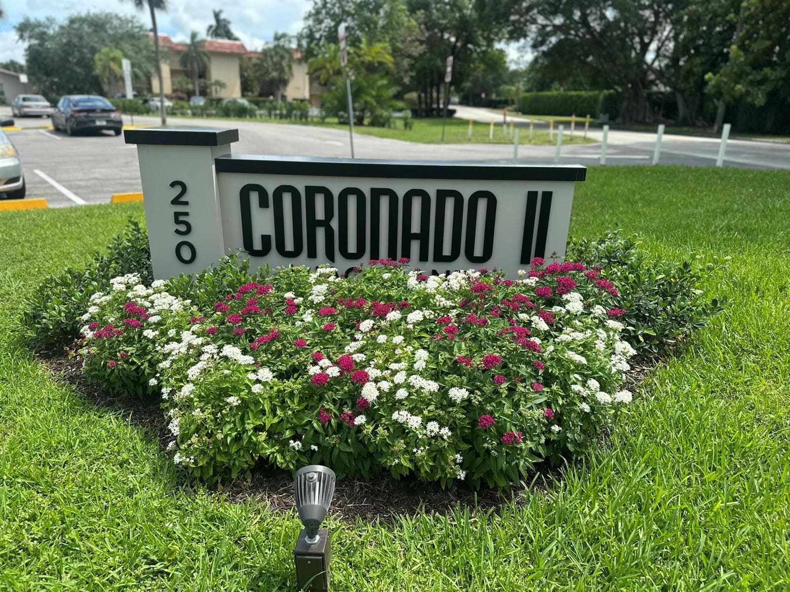 250 Jacaranda Drive # 408, Plantation FL 33324