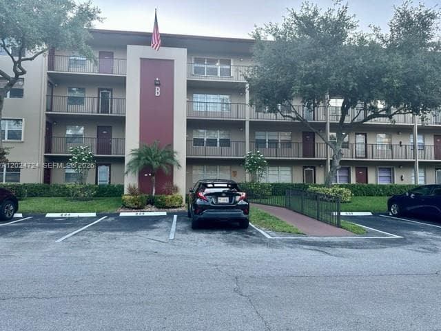 850 SW 133rd Ter # 106B, Pembroke Pines FL 33027 photo 2