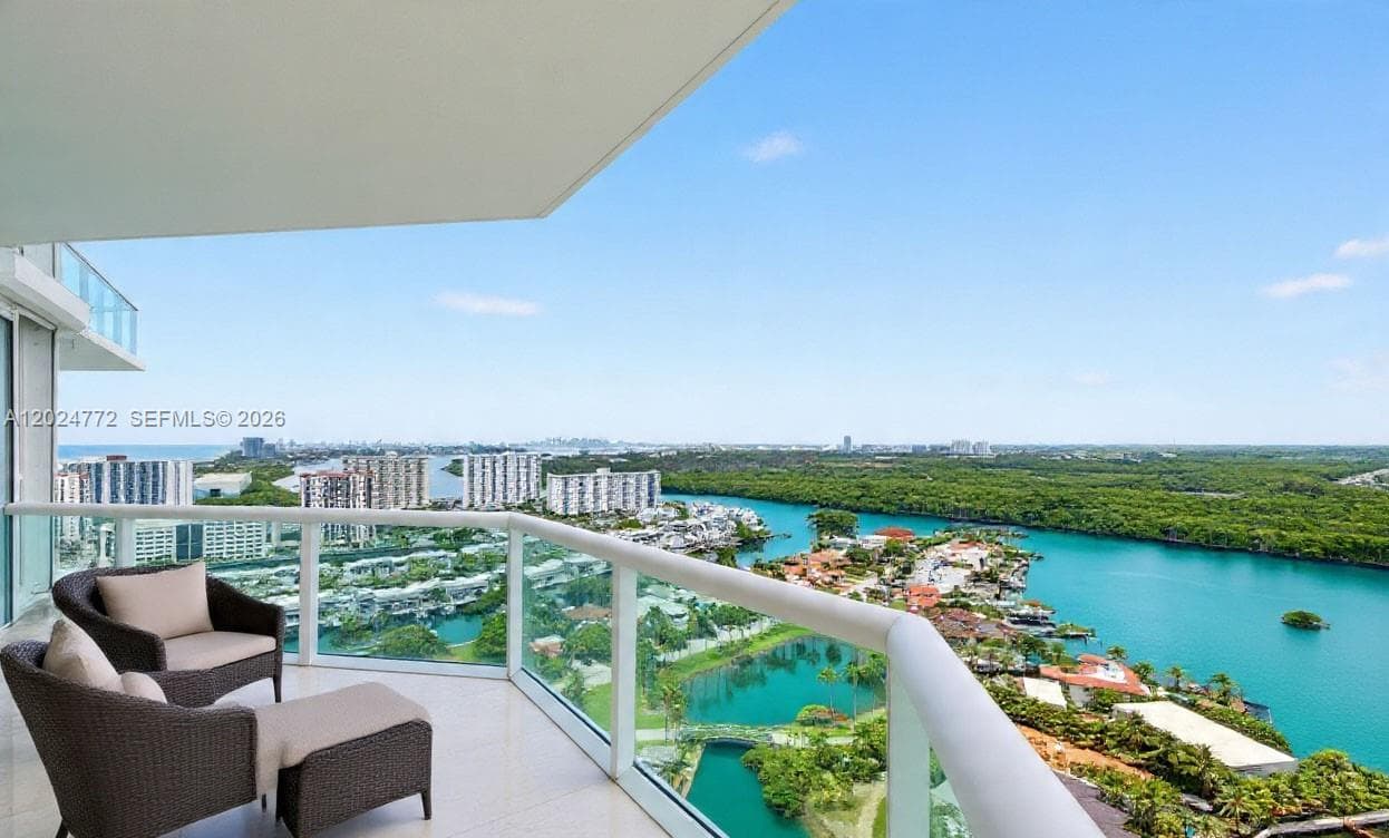 16500 Collins Ave # 3, Sunny Isles Beach FL 33160 photo 2