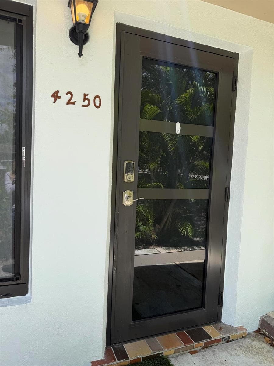 4250 NE 12th Avenue, Pompano Beach FL 33064 photo 2